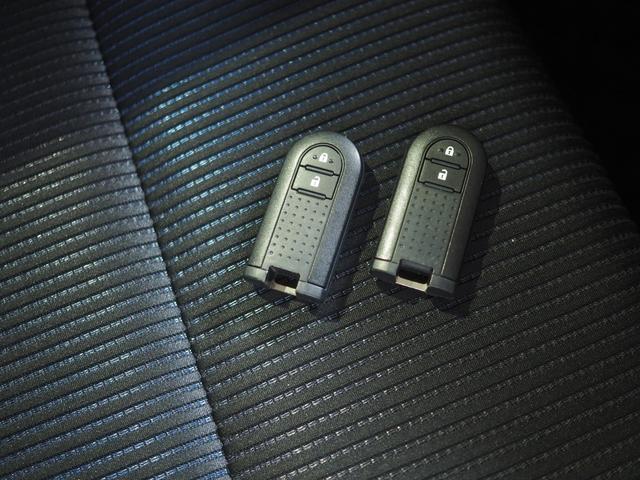 ムーヴカスタム　Ｘ４ＷＤ　ＬＥＤヘッドライト　オートライト　オートエアコン　カーナビ　リモコンエンジンスターター　アルミホイール　アイドリングストップ　ＶＳＣ（横滑り抑制機能）（北海道）の中古車