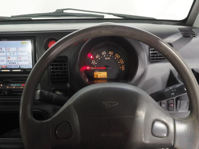 ハイゼットトラックエクストラＶＳパートタイム４ＷＤ　５速マニュアル＆副変速機　パワーステアリング　パワーウィンドウ　集中ドアロック　キーレスエントリー　カーナビ（北海道）の中古車