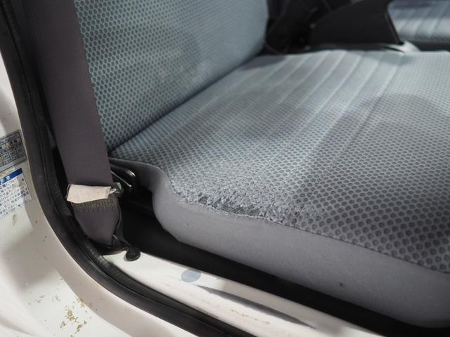 ハイゼットトラックエクストラＶＳパートタイム４ＷＤ　５速マニュアル＆副変速機　パワーステアリング　パワーウィンドウ　集中ドアロック　キーレスエントリー　カーナビ（北海道）の中古車