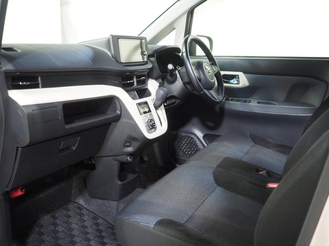 ムーヴＸ　ＳＡ４ＷＤ　スマートアシスト　ダイハツ純正ナビ　オートライト　オートエアコン　リモコンエンジンスターター　運転席シートヒーター　キーフリーシステム　電動格納ドアミラー　アイドリングストップ（北海道）の中古車