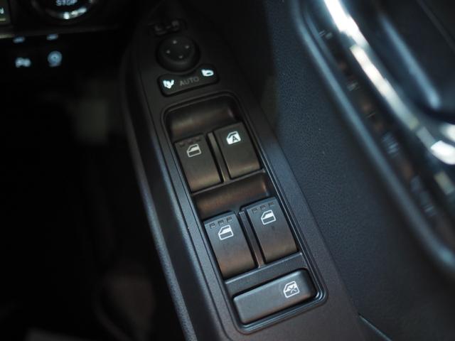 タントカスタムRS4WD 両側パワースライドドア LEDヘッドライト オートライト オートエアコン オーディオレス 前後コーナーセンサー 運転席助手席シートヒーター アイドリングストップ アルミホイール(北海道)の中古車