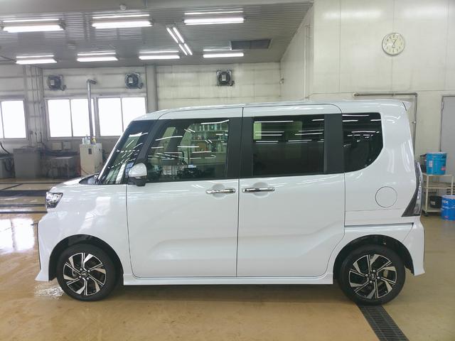 タントカスタムＸ４ＷＤ　両側パワースライドドア　オーディオレス　オートエアコン　ＬＥＤヘッドライト　オートライト　運転席助手席シートヒーター　前後コーナーセンサー　アイドリングストップ　アルミホイール（北海道）の中古車