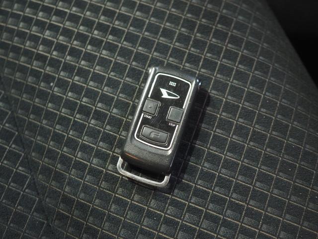 タントカスタムＲＳ４ＷＤ　ターボ　スマートアシスト　ダイハツ純正ナビ　バックモニター　ナビ連動ドライブレコーダー　リモコンエンジンスターター　運転席助手席シートヒーター　ＥＴＣ車載器　キーフリーシステム　アルミホイール（北海道）の中古車