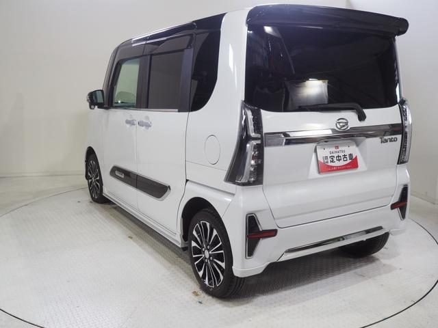 タントカスタムＲＳ４ＷＤ　ターボ　両側パワースライドドア　純正ナビ　パノラマモニター　ドライブレコーダー　クルーズコントロール　ＥＴＣ車載器　リモコンエンジンスターター後席テーブル　アイドリングストップ（北海道）の中古車