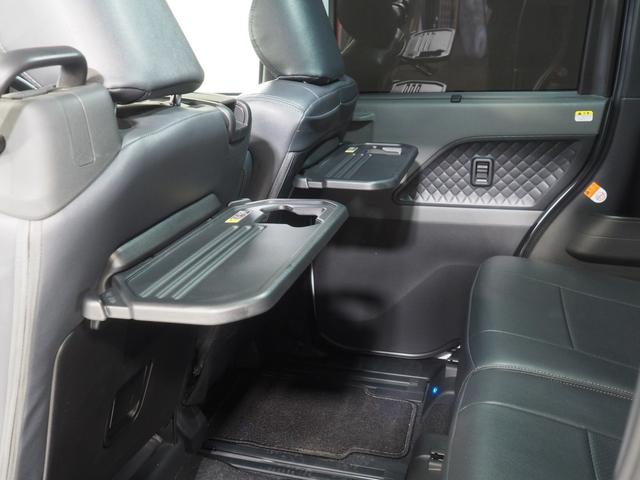 タントカスタムＲＳ４ＷＤ　ターボ　両側パワースライドドア　純正ナビ　パノラマモニター　ドライブレコーダー　クルーズコントロール　ＥＴＣ車載器　リモコンエンジンスターター後席テーブル　アイドリングストップ（北海道）の中古車