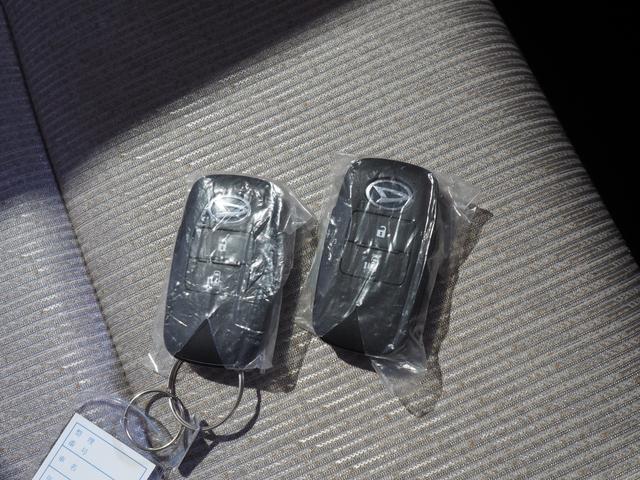 ムーヴX4WD 両側スライドドア左電動 夏冬タイヤ LEDヘッドライト オートライト オートエアコン オーディオレス 前後コーナーセンサー キーフリーシステム アイドリングストップ VSC(横滑り抑制機能)(北海道)の中古車