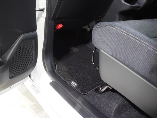 ムーヴＧ４ＷＤ　両側スライドドア左電動　夏冬タイヤ　ＬＥＤヘッドライト　オートライト　オートエアコン　オーディオレス　前後コーナーセンサー　電動パーキングブレーキ　キーフリーシステム（北海道）の中古車