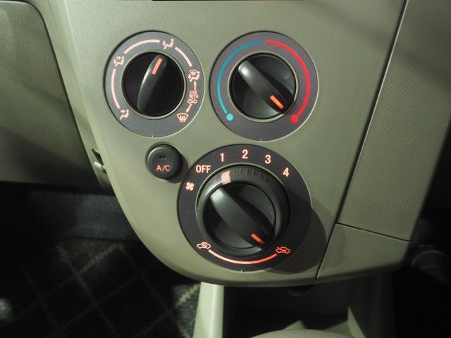 ミラＬセレクション４ＷＤ　キーレスエントリー　夏冬タイヤ　ＣＤチューナー　リモコンエンジンスターター　電動格納ドアミラー　純正カーペットマット（北海道）の中古車