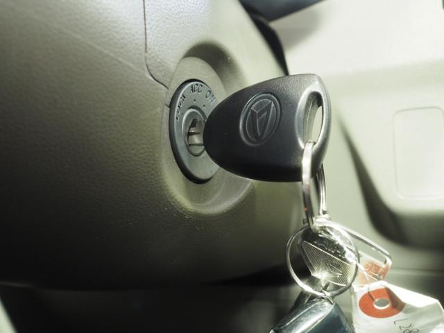 ミラＬセレクション４ＷＤ　キーレスエントリー　夏冬タイヤ　ＣＤチューナー　リモコンエンジンスターター　電動格納ドアミラー　純正カーペットマット（北海道）の中古車