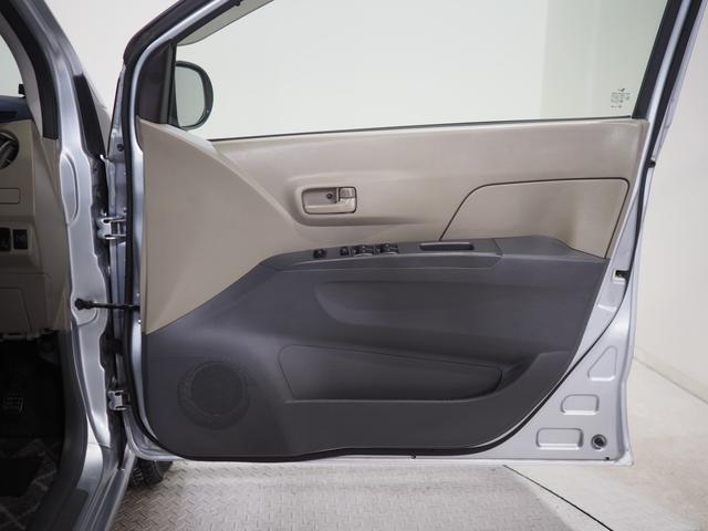 ミラＬセレクション４ＷＤ　キーレスエントリー　夏冬タイヤ　ＣＤチューナー　リモコンエンジンスターター　電動格納ドアミラー　純正カーペットマット（北海道）の中古車