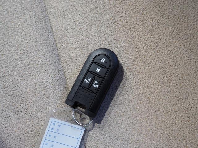 ムーヴキャンバスＧメイクアップリミテッド　ＳＡIII４ＷＤ　両側パワースライドドア　ダイハツ純正ナビ　パノラマモニター　ＬＥＤヘッドライト　キーフリーシステム　オートエアコン　オートライト　アイドリングストップ　ＶＳＣ（横滑り抑制機能）（北海道）の中古車