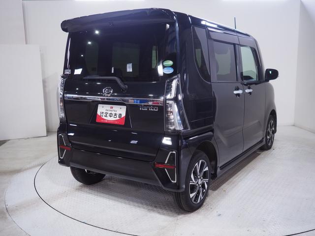 タントカスタムＸ４ＷＤ　両側パワースライドドア　ダイハツ純正ナビ　バックモニター　ナビ連動ドライブレコーダー　リモコンエンジンスターター　ＥＴＣ車載器　運転席助手席シートヒーター　前後コーナーセンサー　アルミホイール（北海道）の中古車