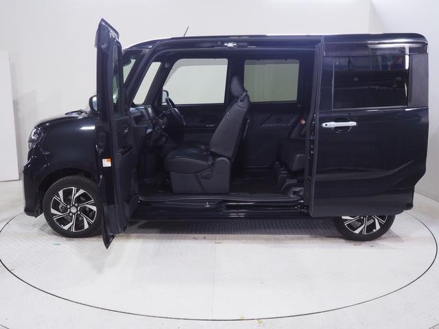 タントカスタムＸ４ＷＤ　両側パワースライドドア　ダイハツ純正ナビ　バックモニター　ナビ連動ドライブレコーダー　リモコンエンジンスターター　ＥＴＣ車載器　運転席助手席シートヒーター　前後コーナーセンサー　アルミホイール（北海道）の中古車