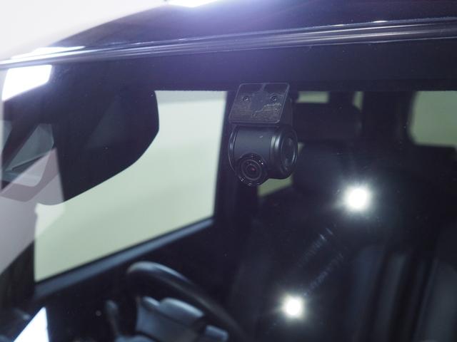 タントカスタムＸ４ＷＤ　両側パワースライドドア　ダイハツ純正ナビ　バックモニター　ナビ連動ドライブレコーダー　リモコンエンジンスターター　ＥＴＣ車載器　運転席助手席シートヒーター　前後コーナーセンサー　アルミホイール（北海道）の中古車