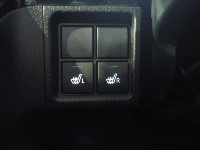 タントカスタムＸ４ＷＤ　両側パワースライドドア　ダイハツ純正ナビ　バックモニター　ナビ連動ドライブレコーダー　リモコンエンジンスターター　ＥＴＣ車載器　運転席助手席シートヒーター　前後コーナーセンサー　アルミホイール（北海道）の中古車