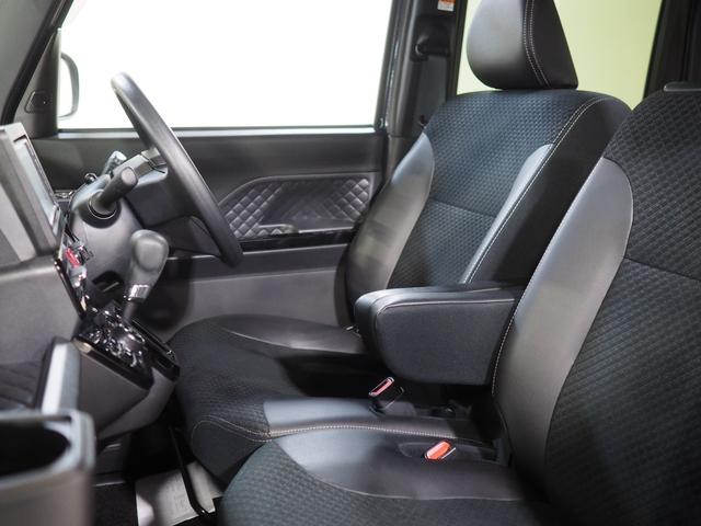 タントカスタムＸ４ＷＤ　両側パワースライドドア　ダイハツ純正ナビ　バックモニター　ナビ連動ドライブレコーダー　リモコンエンジンスターター　ＥＴＣ車載器　運転席助手席シートヒーター　前後コーナーセンサー　アルミホイール（北海道）の中古車