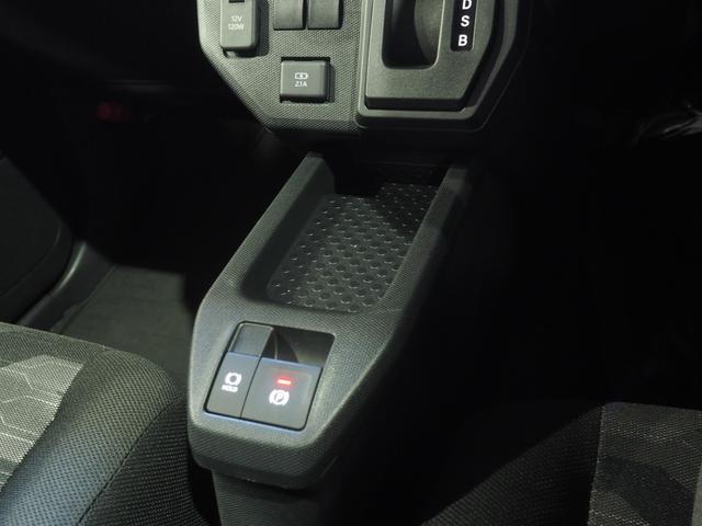 タフトＸ４ＷＤ　ガラスルーフ　ＣＤチューナー　ＬＥＤヘッドライト　オートライト　キーフリーシステム　オートエアコン　電動パーキングブレーキ　前後コーナーセンサー　アイドリングストップ（北海道）の中古車