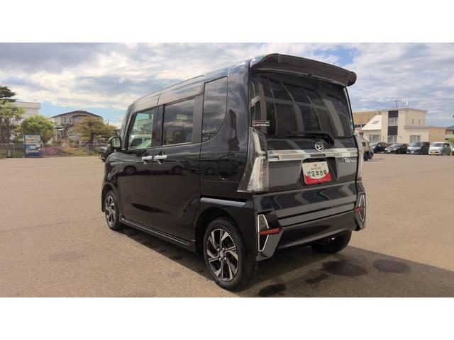 タントカスタムＸ４ＷＤ　両側パワースライドドア　ダイハツ純正ナビ　バックモニター　リモコンエンジンスターター　キーフリーシステム　運転席助手席シートヒーター　前後コーナーセンサー　アイドリングストップ（北海道）の中古車