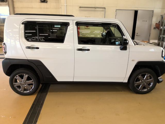 タフトＧターボ　ダーククロムベンチャー４ＷＤ　ガラスルーフ　ＬＥＤヘッドライト　オートエアコン　運転席助手席シートヒーター　電動パーキングブレーキ　前後コーナーセンサー　アイドリングストップ　ＶＳＣ（横滑り抑制機能）（北海道）の中古車