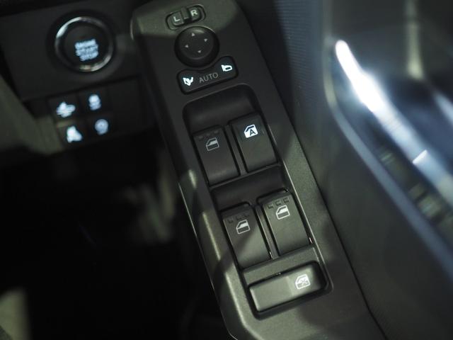 タフトG クロムベンチャー4WD ガラスルーフ LEDヘッドライト オートライト オートエアコン 運転席助手席シートヒーター キーフリーシステム 電動パーキングブレーキ オーディオレス アイドリングストップ(北海道)の中古車