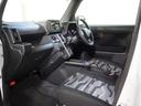 ４ＷＤ　ガラスルーフ　ＣＤチューナー　ＬＥＤヘッドライト　オートライト　キーフリーシステム　オートエアコン　電動パーキングブレーキ　前後コーナーセンサー　アイドリングストップ（北海道）の中古車