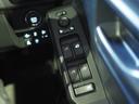 ４ＷＤ　ガラスルーフ　ＣＤチューナー　ＬＥＤヘッドライト　オートライト　キーフリーシステム　オートエアコン　電動パーキングブレーキ　前後コーナーセンサー　アイドリングストップ（北海道）の中古車
