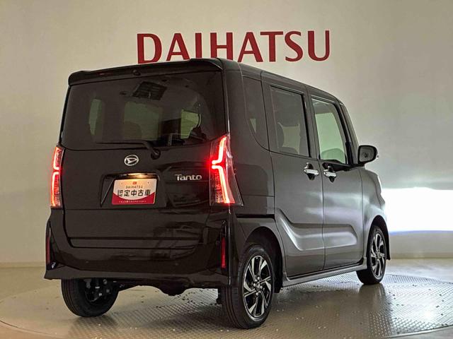 タントカスタムＸ４ＷＤ　アルミホイール　シートヒーター　オートマチックハイビーム　衝突防止システム　ＬＥＤヘッドランプ　レーンアシスト　スマートキー　記録簿　ワンオーナー　アイドリングストップ　エアバッグ　エアコン（北海道）の中古車