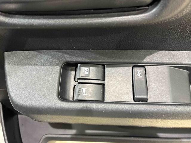 ハイゼットカーゴＤＸ４ＷＤ　オートマチックハイビーム　衝突防止システム　レーンアシスト　キーレスエントリー　記録簿　ワンオーナー　　アイドリングストップエアバッグ　エアコン　パワーステアリング　パワーウィンドウ　ＡＢＳ（北海道）の中古車