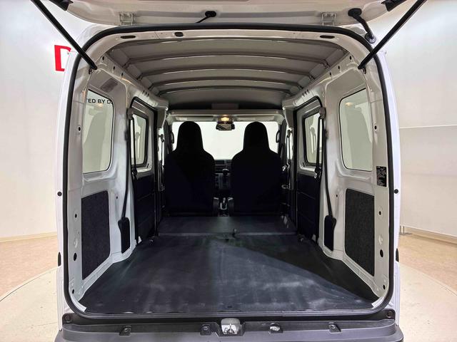 ハイゼットカーゴＤＸ４ＷＤ　オートマチックハイビーム　衝突防止システム　レーンアシスト　キーレスエントリー　記録簿　ワンオーナー　　アイドリングストップエアバッグ　エアコン　パワーステアリング　パワーウィンドウ　ＡＢＳ（北海道）の中古車