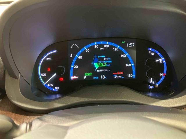 ヤリスクロスハイブリッドＺ４ＷＤ　アルミホイール　シートヒーター　衝突防止システム　ＬＥＤヘッドランプ　スマートキー　記録簿　禁煙車　ワンオーナー　エアバッグ　エアコン　パワーステアリング　パワーウィンドウ　ＡＢＳ（北海道）の中古車