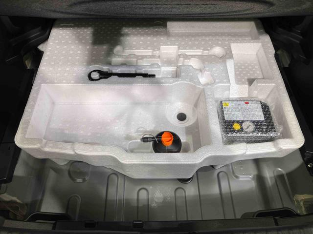 ヤリスクロスハイブリッドＺ４ＷＤ　アルミホイール　シートヒーター　衝突防止システム　ＬＥＤヘッドランプ　スマートキー　記録簿　禁煙車　ワンオーナー　エアバッグ　エアコン　パワーステアリング　パワーウィンドウ　ＡＢＳ（北海道）の中古車