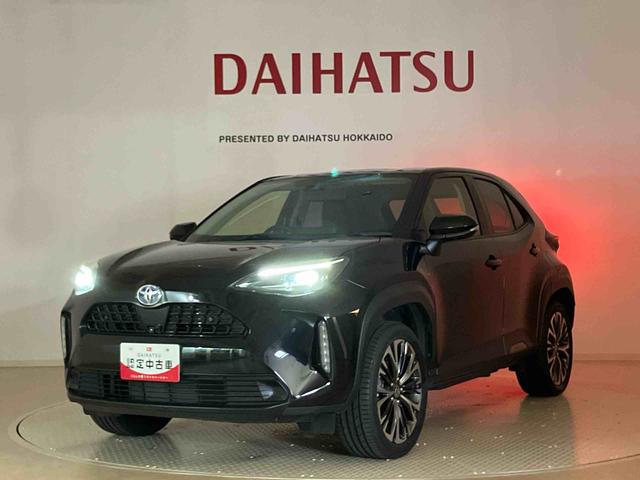ヤリスクロスハイブリッドＺ４ＷＤ　アルミホイール　シートヒーター　衝突防止システム　ＬＥＤヘッドランプ　スマートキー　記録簿　禁煙車　ワンオーナー　エアバッグ　エアコン　パワーステアリング　パワーウィンドウ　ＡＢＳ（北海道）の中古車
