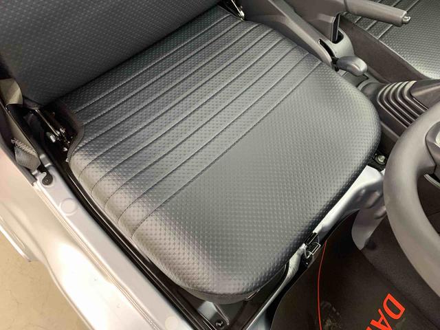 ハイゼットトラックスタンダード　農用スペシャル　４ＷＤ５速ＭＴ・オートライト・オートマチックハイビーム・ＡＭＦＭラジオ・キーレスエントリー・アイドリングストップ・マニュアルエアコン・スマートアシスト（群馬県）の中古車