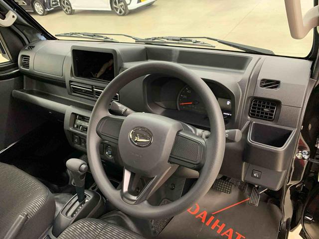 ハイゼットトラックジャンボエクストラ 4WDLEDヘッドライト・オートライト・オートマチックハイビーム・プッシュスタートボタン・アイドリングストップ・マニュアルエアコン・電動格納式ドアミラー・スマートアシスト(群馬県)の中古車