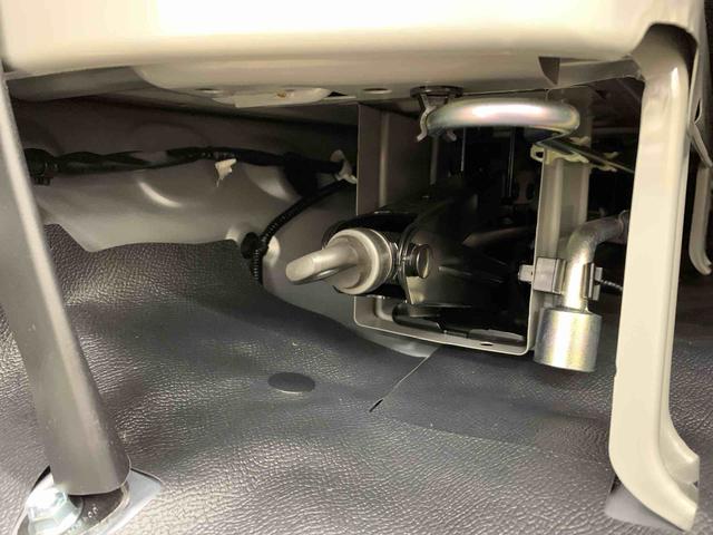 ハイゼットカーゴＤＸ　２ＷＤキーレスエントリー・ＡＭ，ＦＭラジオ・マニュアルエアコン・スマートアシスト・アイドリングストップ・コーナーセンサー・オートライト・オートマチックハイビーム（群馬県）の中古車