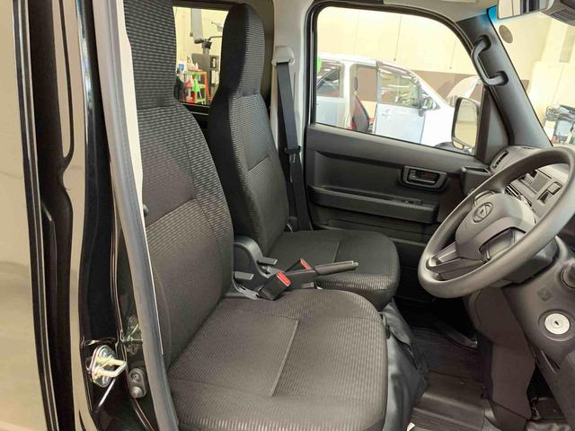 ハイゼットカーゴDX 2WDオートライト・オートマチックハイビーム・キーレスエントリー・アイドリングストップ・スマートアシスト・AMFMラジオ・マニュアルエアコン(群馬県)の中古車