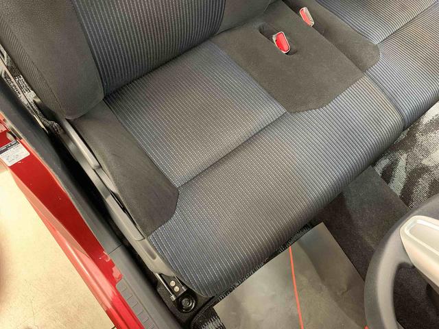 ステラカスタムＲ　２ＷＤＬＥＤヘッドライト・プッシュスタートボタン・アイドリングストップ・オートエアコン・ベンチシート・電動格納式ドアミラー（群馬県）の中古車