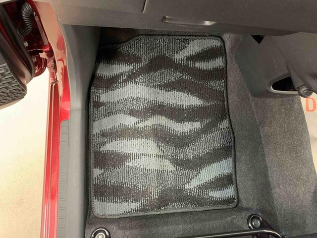 ステラカスタムＲ　２ＷＤＬＥＤヘッドライト・プッシュスタートボタン・アイドリングストップ・オートエアコン・ベンチシート・電動格納式ドアミラー（群馬県）の中古車