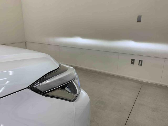 ロッキープレミアム 4WDLEDヘッドライト・オートライト・オートマチックハイビーム・ナビ・ドライブレコーダー・ETC・プッシュスタートボタン・アイドリングストップ・シートヒーター・スマートアシスト(群馬県)の中古車