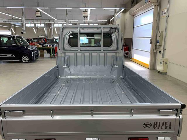 ハイゼットトラックスタンダード 農用スペシャル 4WD5速MT・オートライト・オートマチックハイビーム・AMFMラジオ・マニュアルエアコン・キーレスエントリー・アイドリングストップ・スマートアシスト(群馬県)の中古車