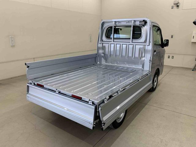 ハイゼットトラックスタンダード 農用スペシャル 4WD5速MT・オートライト・オートマチックハイビーム・AMFMラジオ・マニュアルエアコン・キーレスエントリー・アイドリングストップ・スマートアシスト(群馬県)の中古車