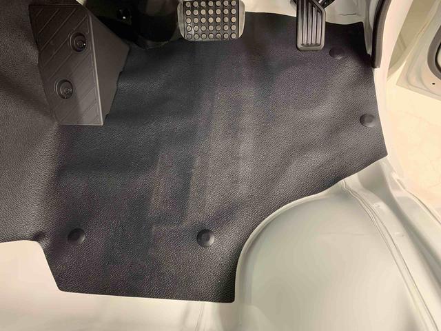 ハイゼットトラックスタンダード 農用スペシャル 4WDオートライト・オートマチックハイビーム・AMFMラジオ・キーレスエントリー・アイドリングストップ・マニュアルエアコン・スマートアシスト(群馬県)の中古車