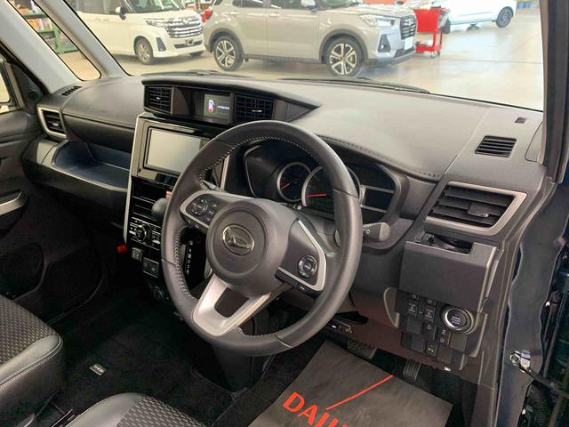 トールカスタムＧ　２ＷＤ両側電動スライドドア・ナビ・ドライブレコーダー・バックカメラ・ＬＥＤヘッドライト・オートライト・オートマチックハイビーム・オートエアコン・シートヒーター・電動パーキングブレーキ・スマートアシスト（群馬県）の中古車