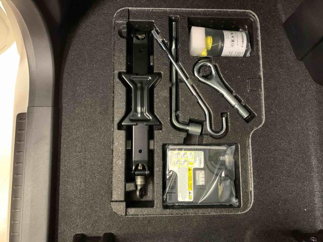 トールカスタムＧ　２ＷＤ両側電動スライドドア・ディスプレイオーディオ・ＬＥＤヘッドライト・オートライト・オートマチックハイビーム・プッシュスタートボタン・アイドリングストップ・電動パーキングブレーキ・スマートアシスト（群馬県）の中古車