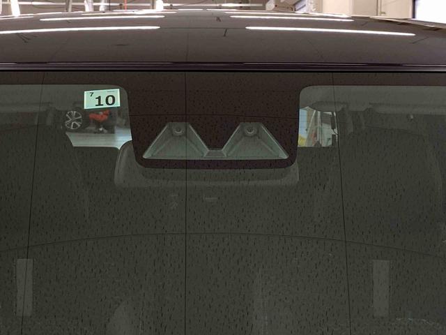 ロッキープレミアムＧ　ＨＥＶＨＥＶ　２ＷＤ　キーフリー　運転席助手席シートヒーター　電動パーキングブレーキ　コーナーセンサー　バックカメラ（群馬県）の中古車