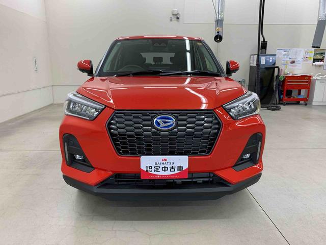 ロッキープレミアムＧ　ＨＥＶ　２ＷＤＬＥＤヘッドライト・ディスプレイオーディオ・ドラレコ・パノラマモニター・ＥＴＣ・シートヒーター・スマートアシスト・アイドリングストップ・プッシュボタンスタート・オートライト・オートマチックハイビーム（群馬県）の中古車