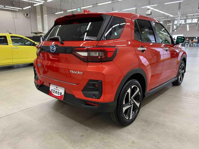 ロッキープレミアムＧ　ＨＥＶ　２ＷＤＬＥＤヘッドライト・ディスプレイオーディオ・ドラレコ・パノラマモニター・ＥＴＣ・シートヒーター・スマートアシスト・アイドリングストップ・プッシュボタンスタート・オートライト・オートマチックハイビーム（群馬県）の中古車
