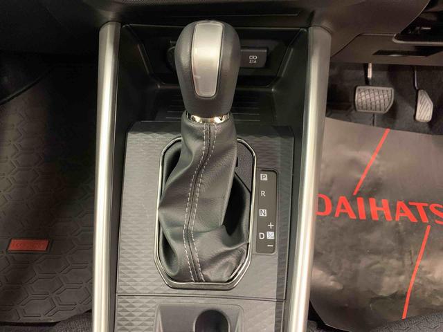 ロッキープレミアムG 2WD雹害車 キーフリー バックカメラ 電動パーキングブレーキ 運転席助手席シートヒーター LEDヘッドライト オートライト アイドリングストップ スマートアシスト(群馬県)の中古車