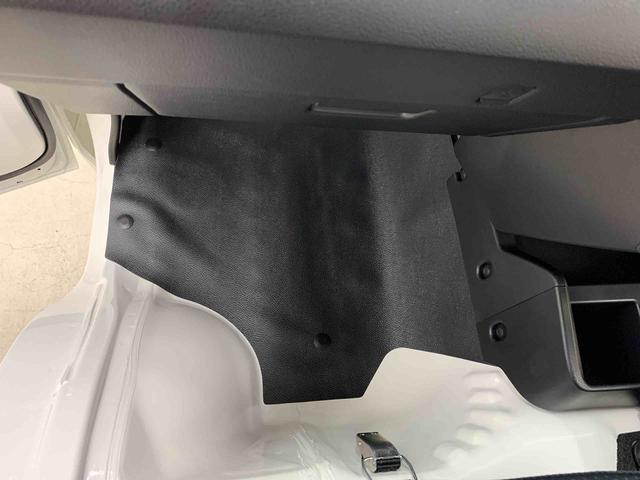 ハイゼットトラックスタンダード 4WDオートライト・オートマチックハイビーム・AMFMラジオ・マニュアルエアコン・キーレスエントリー・アイドリングストップ・スマートアシスト(群馬県)の中古車