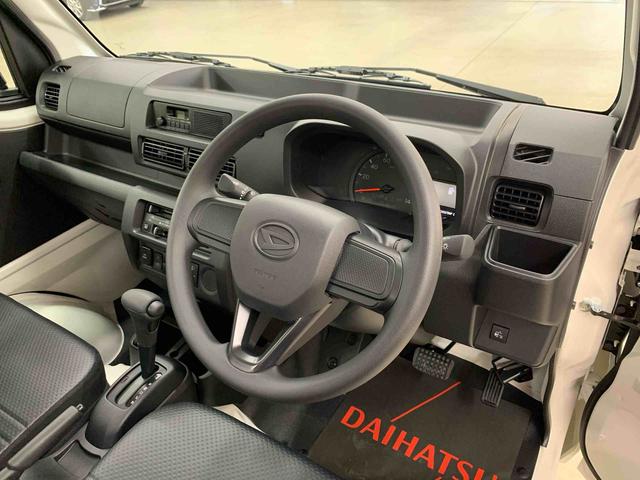 ハイゼットトラックスタンダード 農用スペシャル 4WDオートライト・オートマチックハイビーム・AMFMラジオ・キーレスエントリー・アイドリングストップ・マニュアルエアコン・スマートアシスト(群馬県)の中古車